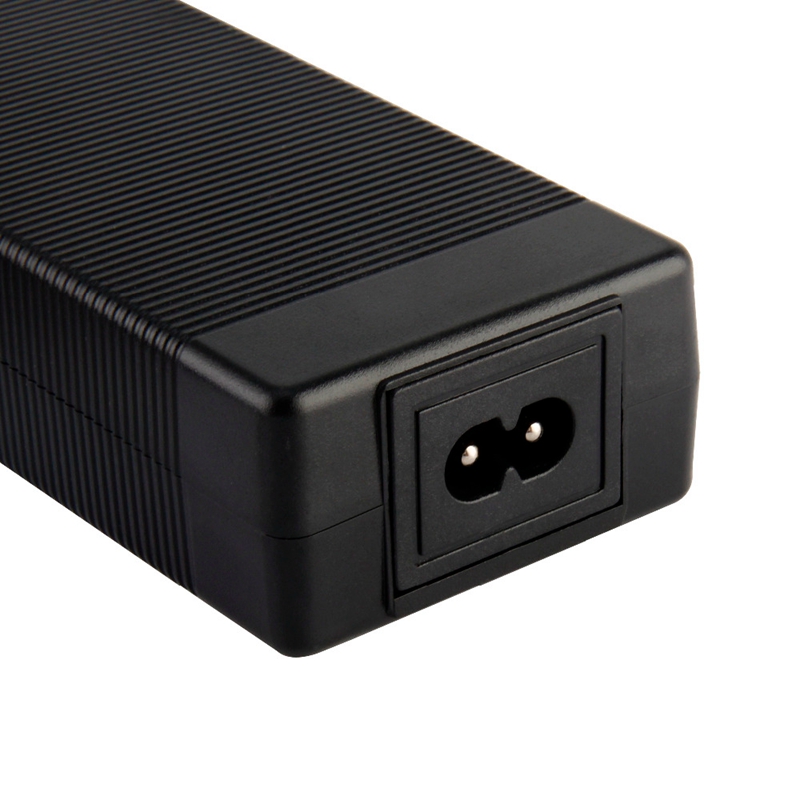 12,6 V 3A Lithium-Batterie Lad – Fish Finder Charger Bewertung und Preis